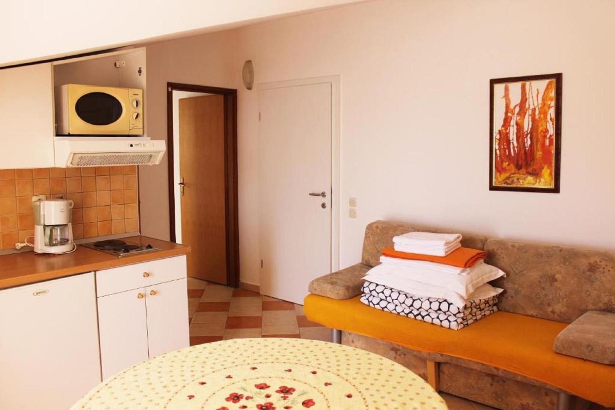 Apartments Pansion Franka Brist Kültér fotó